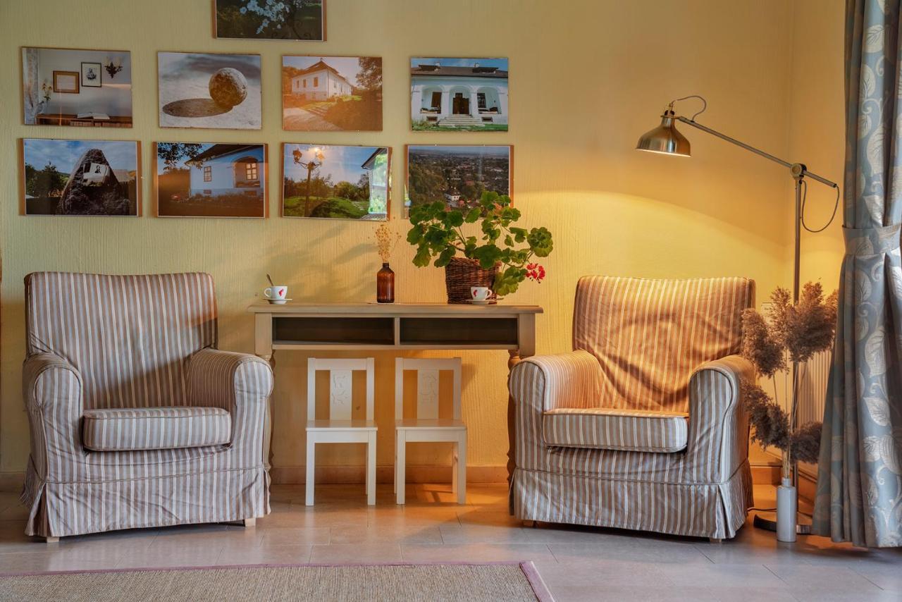 Conacul Gaal Kuria Otel Dalnic Dış mekan fotoğraf